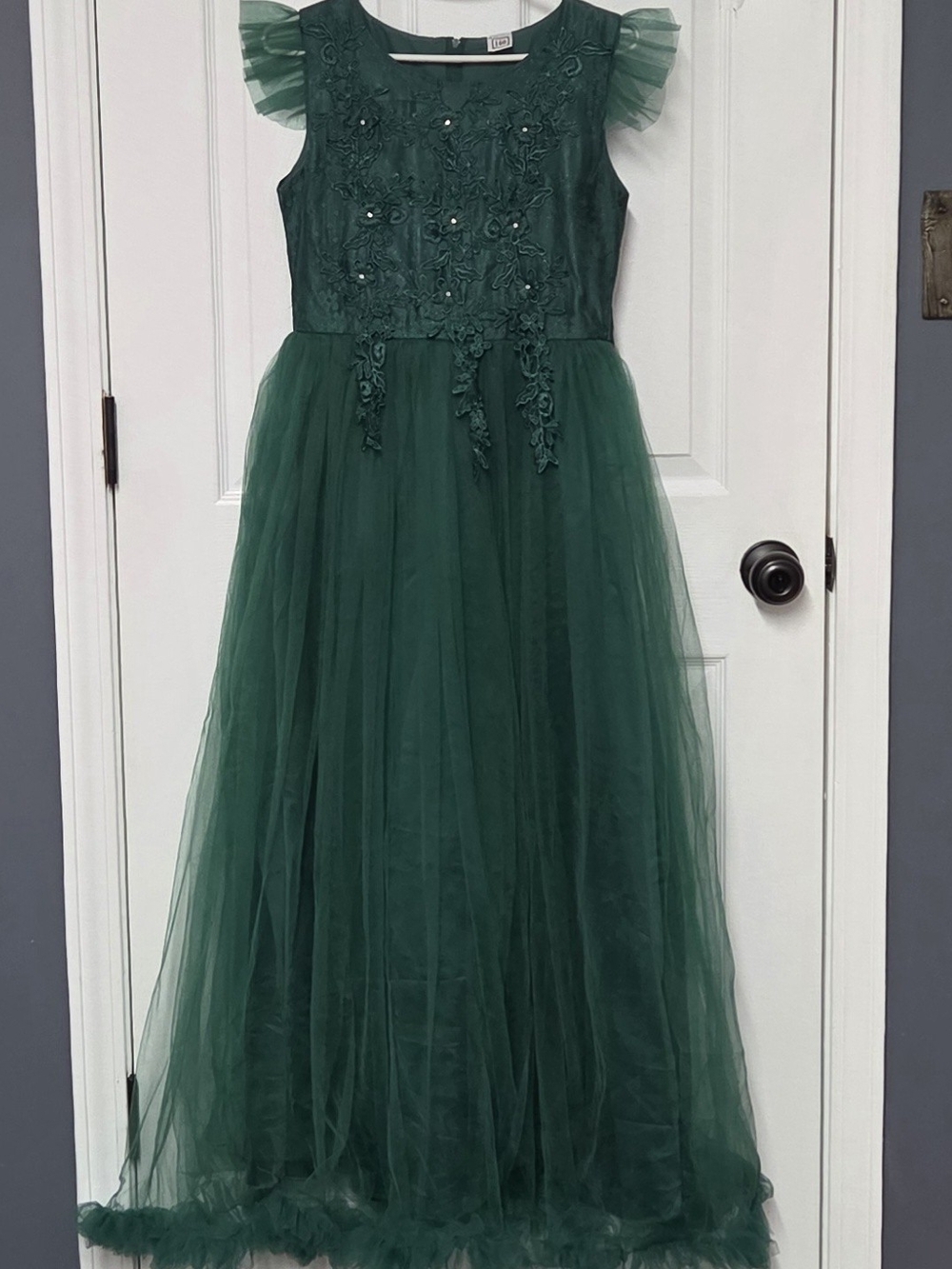 Girl's 11 (size 160; 50") Green Embellished Vintage Floral Lace Tulle Maxi Dress